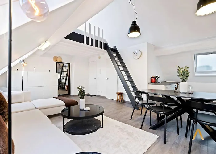 Charming 1br Loft In Ville-haute, 아파트 *
