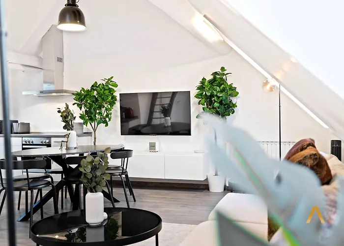 아파트 Charming 1br Loft In Ville-haute, *