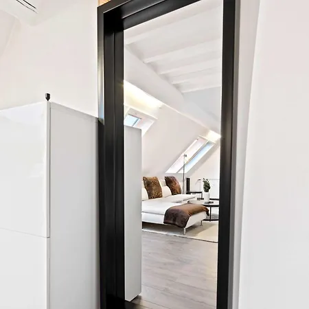 Charming 1br Loft In Ville-haute, Lägenhet *