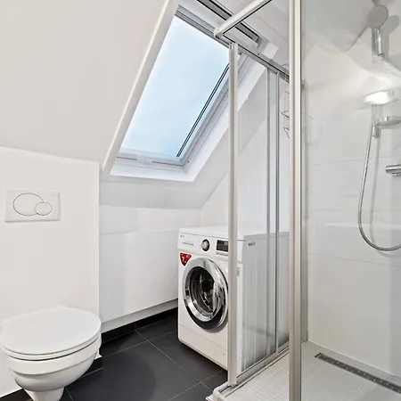 Charming 1br Loft In Ville-haute,