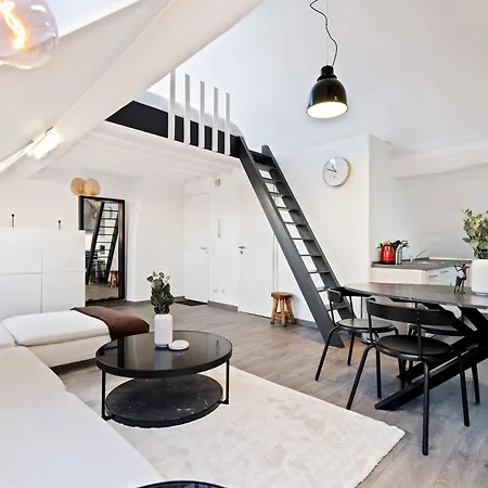 Charming 1br Loft In Ville-haute, Lägenhet *