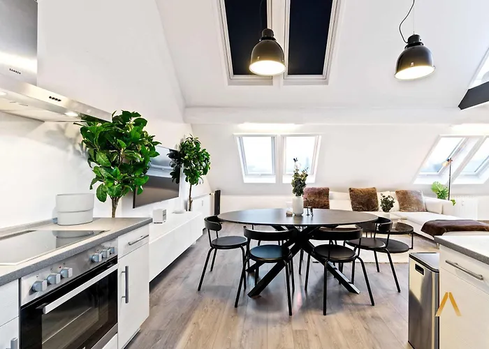 Lejlighed Charming 1br Loft In Ville-haute, Luxembourg By